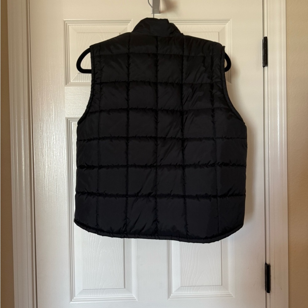 VINTAGE Passport Quilted Black Vest - Picture 2 of 3